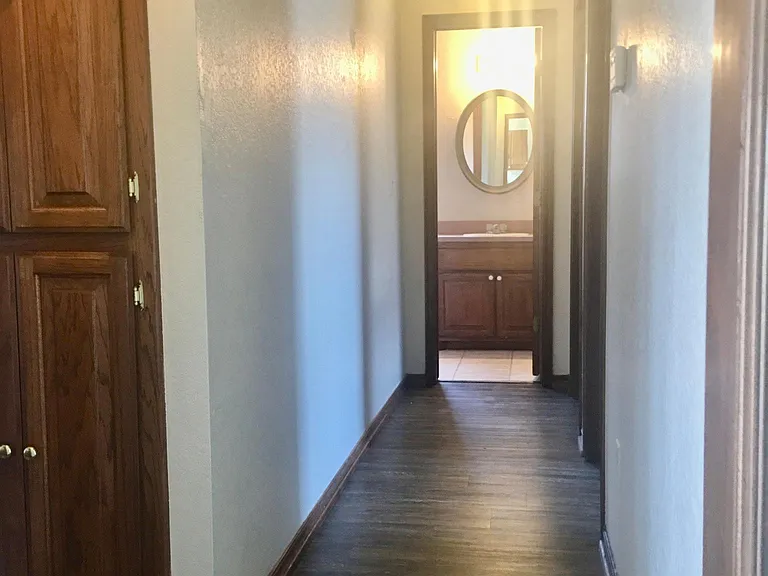 628 NW 22nd St — Photo 14