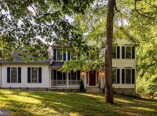 8195 Forest Glen Dr, Pasadena, MD