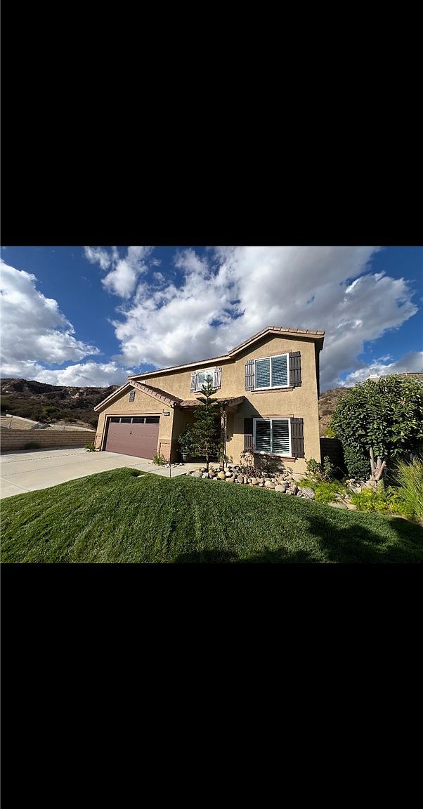 30566 Beryl Pl, Castaic, CA 91384 | MLS #OC25252345 | Zillow