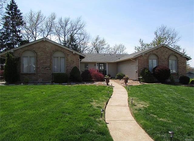 1st image of 910 Milldale Dr