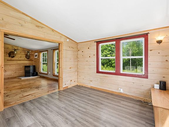 2nd image of 12 Hutchins Road