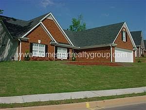 2nd image of 816 Sunset Ridge Ln