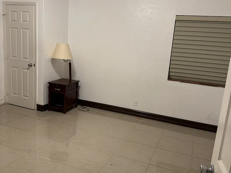 4360 Fountains Dr — Photo 10