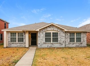 2922 Midbury Dr, Lancaster, TX 75134