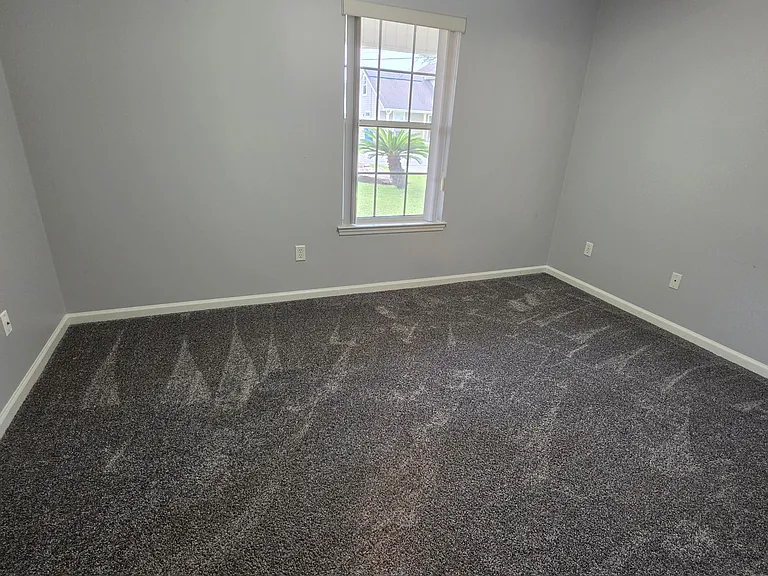 Front guest bedroom