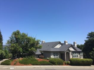 3818 Skyfarm Dr, Santa Rosa, CA 95403