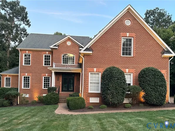 3231 Queens Grant Dr, Midlothian, VA 23113