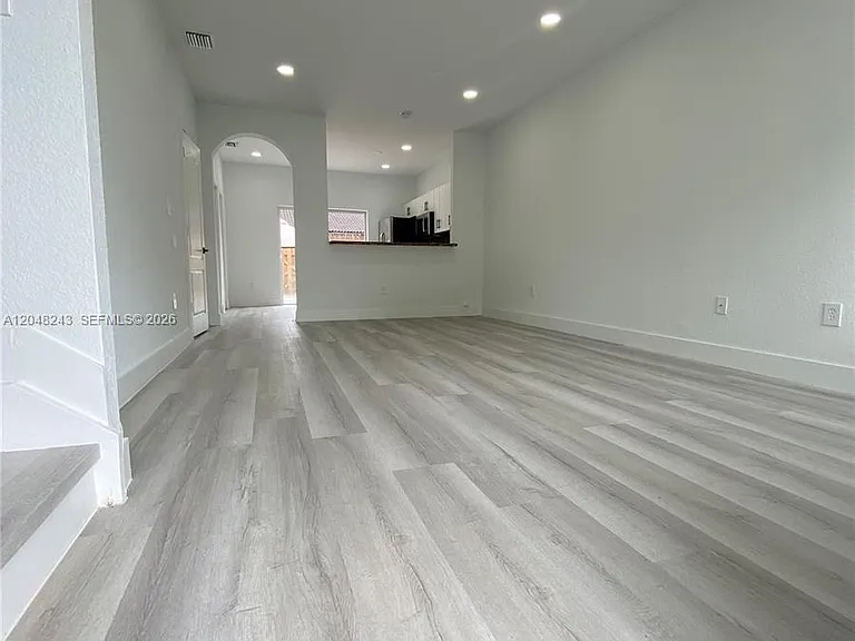 13765 SW 170th Ter #13765 — Photo 1