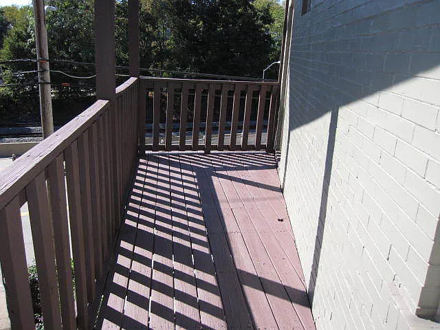 100 Elm St — Photo 6