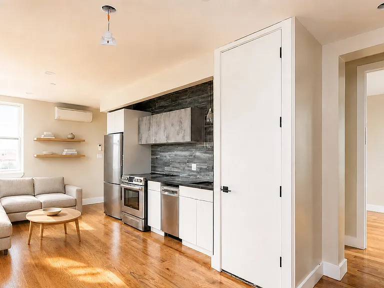 1214 Greene Ave #5F — Photo 6