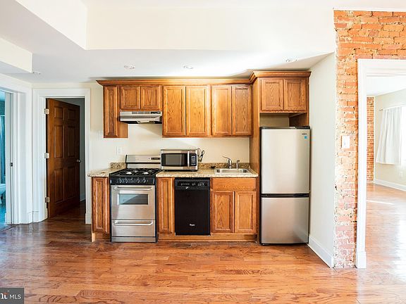 3rd image of 1836 E Passyunk Ave #1