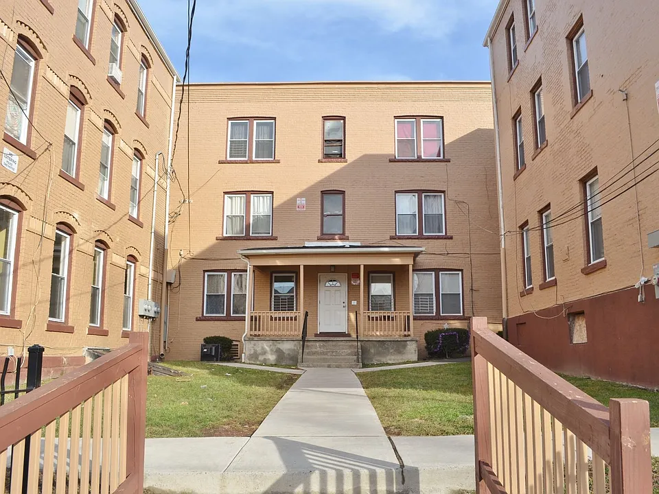 10 Winter St