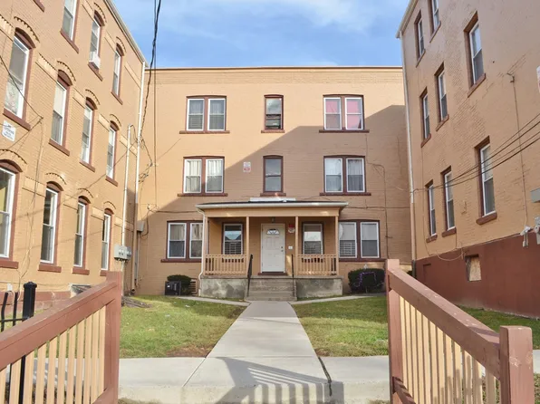 10 Winter St / Mancora Apartments LLC, 10 Winter St #4, Hartford, CT 06120