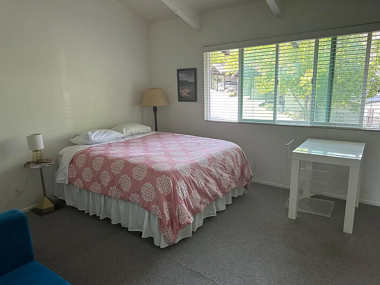 988 Miramonte Dr #7 — Photo 6