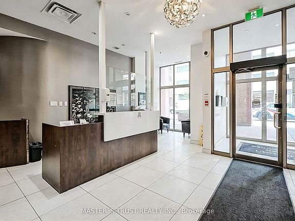 5th image of 55 Centre Ave #1702