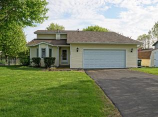 3927 Westbury Dr, Eagan, MN 55123