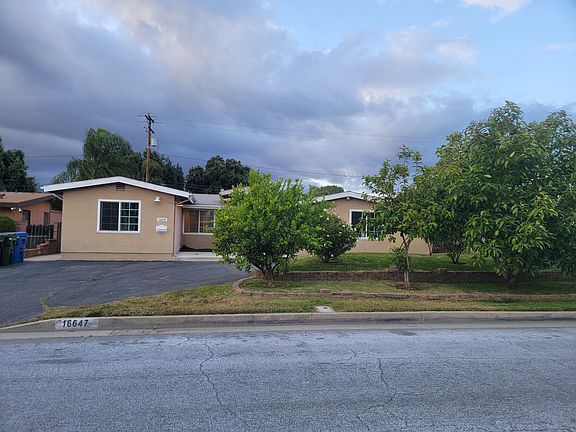 3rd image of 16647 E Kingside Dr