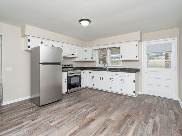 57 Edgewood Ln