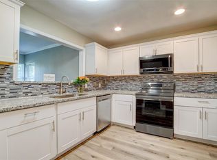 7715 Belgard St, Houston, TX 77033