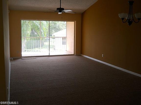 5th image of 605 Squire Cir APT 203