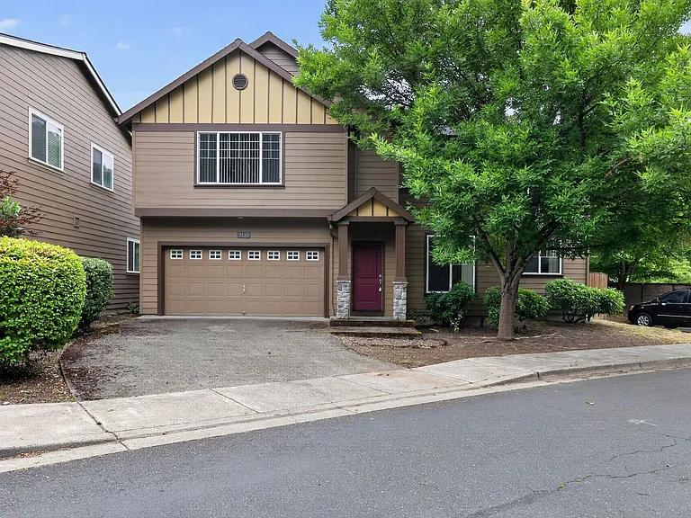 7130 NE Ridge Dr — Photo 1
