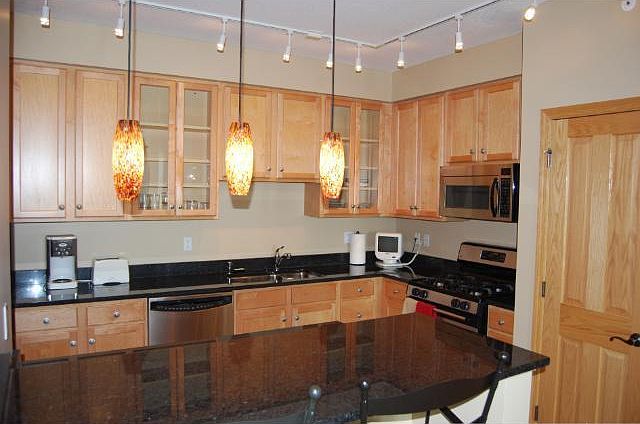 1st image of 500 E Grant St APT 507