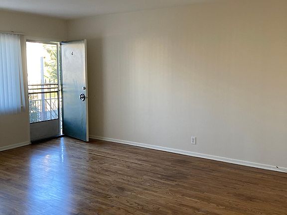 2nd image of 3700 E Ocean Blvd APT 6