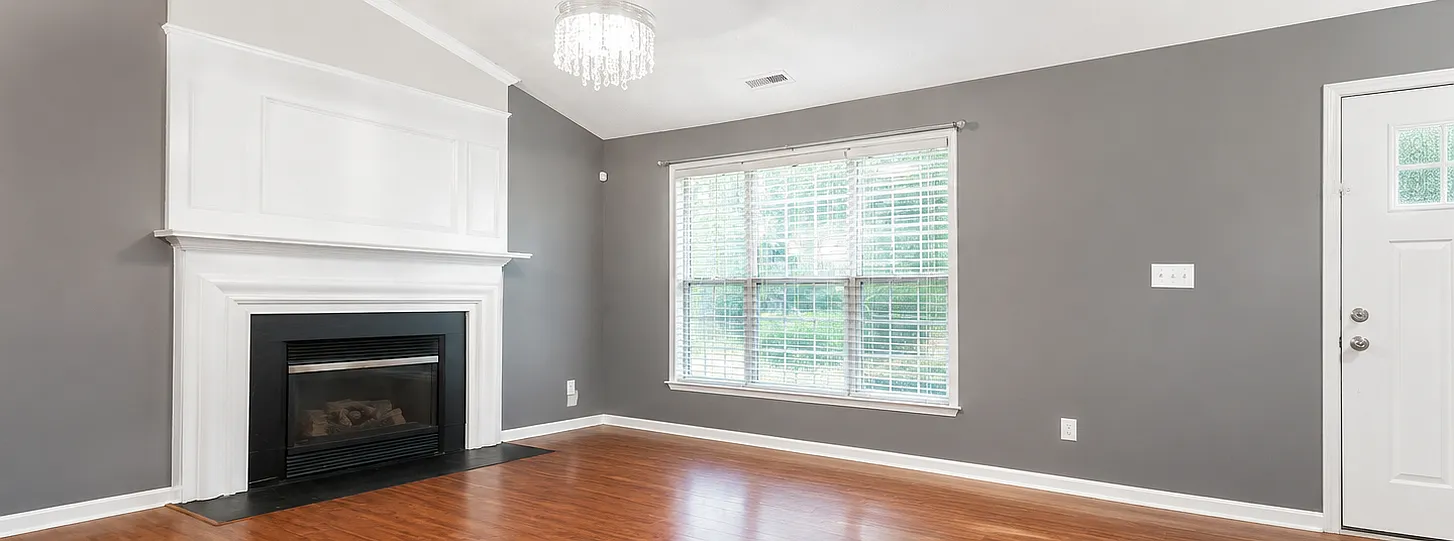 518 Quartz Dr — Photo 2