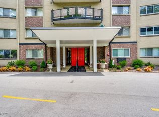 255 N Portage Path APT 213, Akron, OH 44303