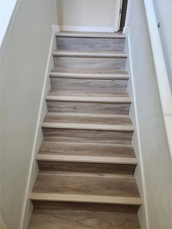 3 bed, 3.0 bath, 1830 sqft, $2,700 — Photo 4