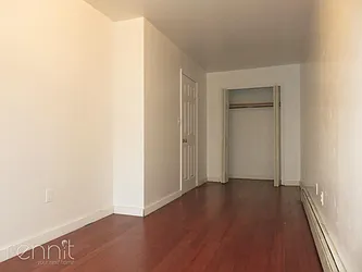 Rented by Rennit Inc.