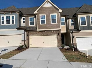 523 Wayland Grove Ln, Apex, NC 27523