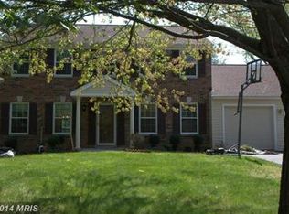 7216 Grinnell Dr, Rockville, MD 20855