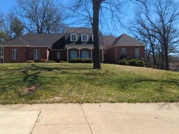 103 Hidden Valley Dr, Joplin, MO 64804