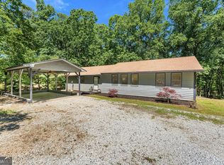 131 Shoreside Dr, Martin, GA 30557