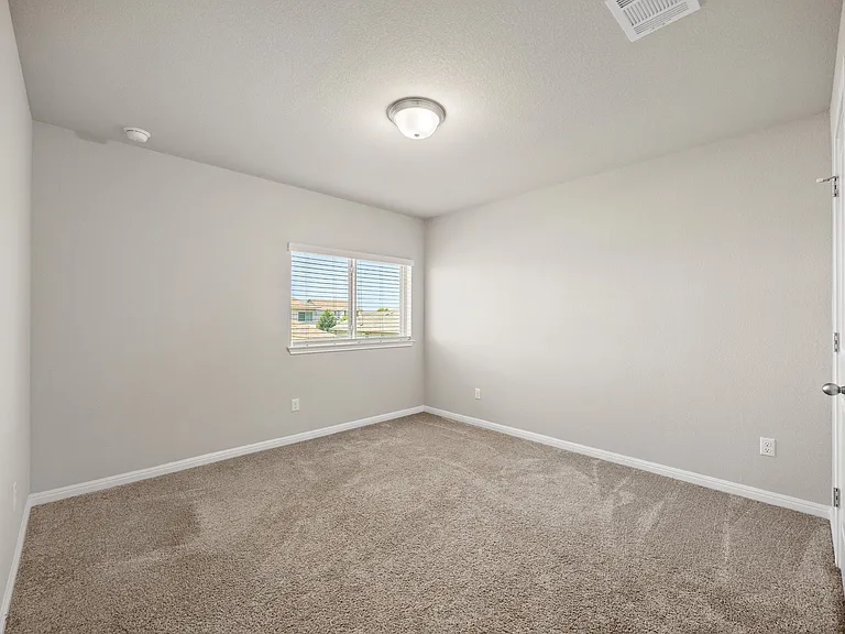 19004 Quebrada Dr — Photo 24