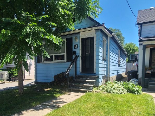 43 Jillson Ave, Toronto, ON M6S 2P3