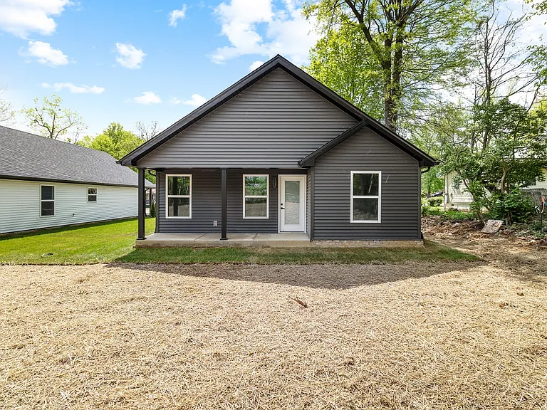 12407 Hiawatha Ave — Photo 29