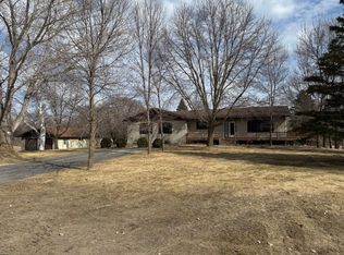 41932 Bur Oak Hills Rd, Pelican Rapids, MN 56572