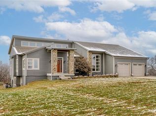 2730 S Crenshaw Rd, Independence, MO 64057