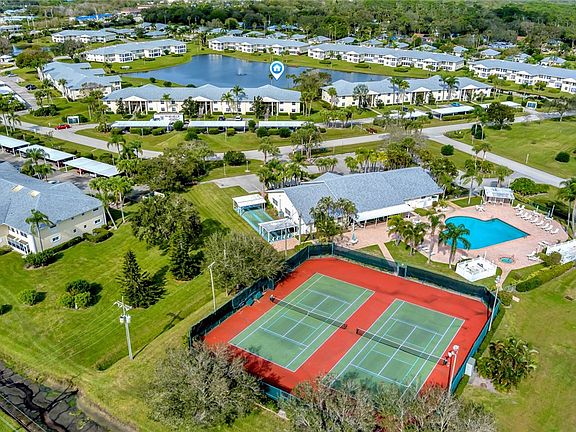 3rd image of 486 Grove Isle Cir #486