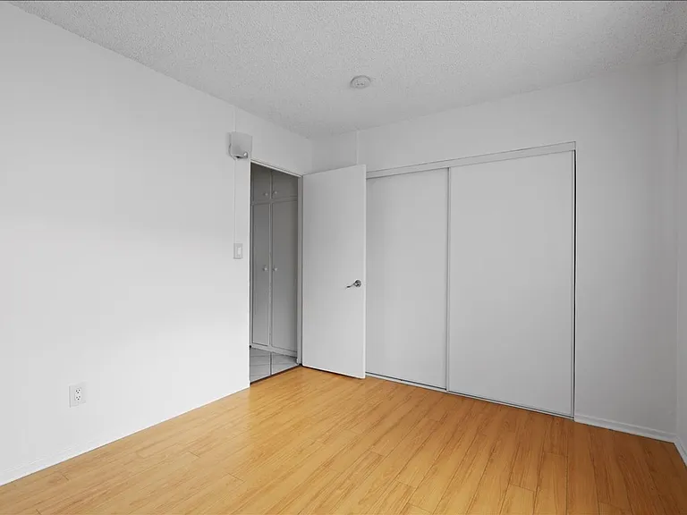 3819 Stockbridge Ave — Photo 8