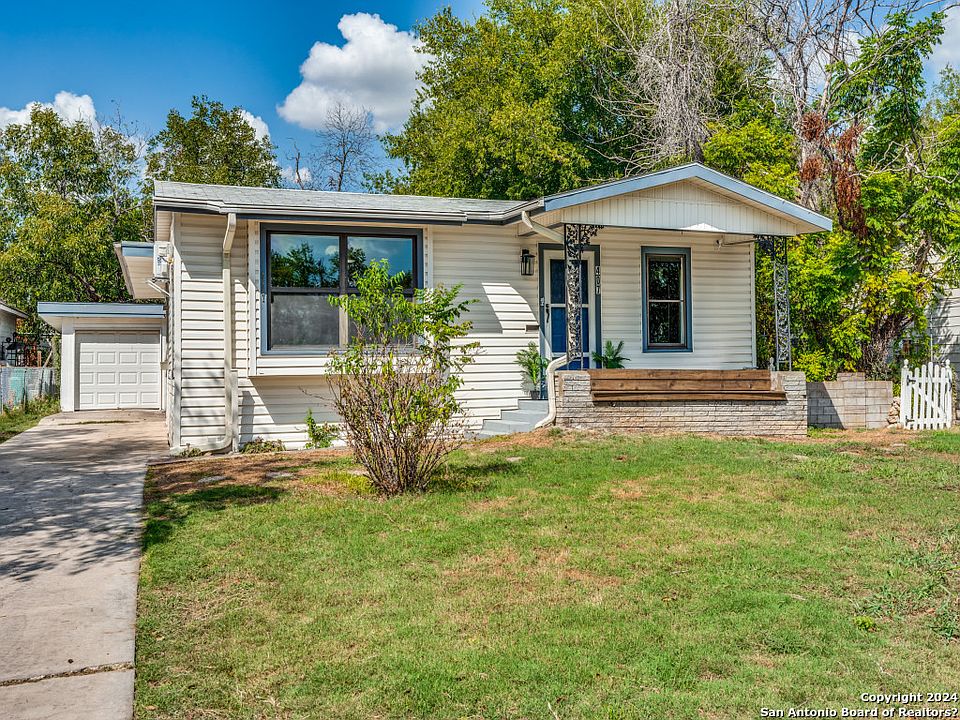 1st image of 407 Cravens Ave