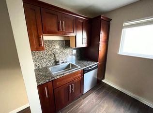 961 Yerba Buena Ave #2, Emeryville, CA
