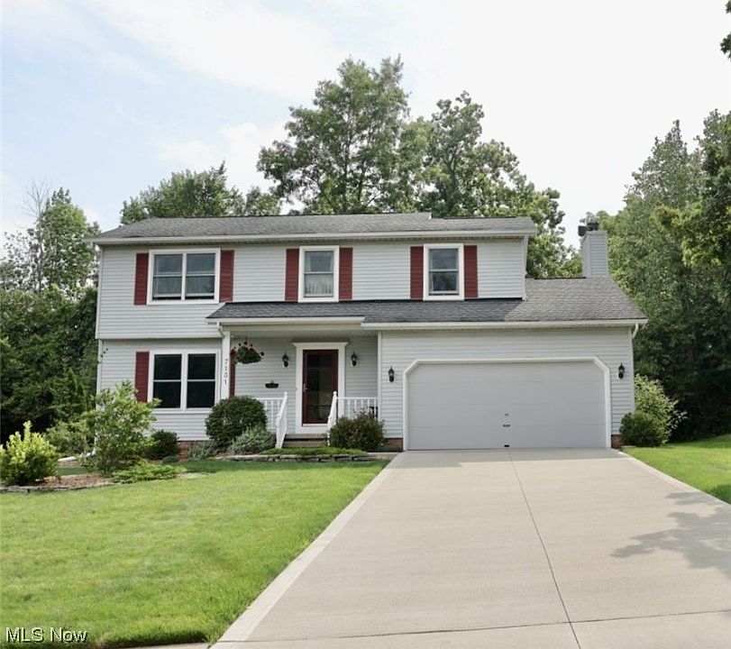 1st image of 7131 Green Valley Dr