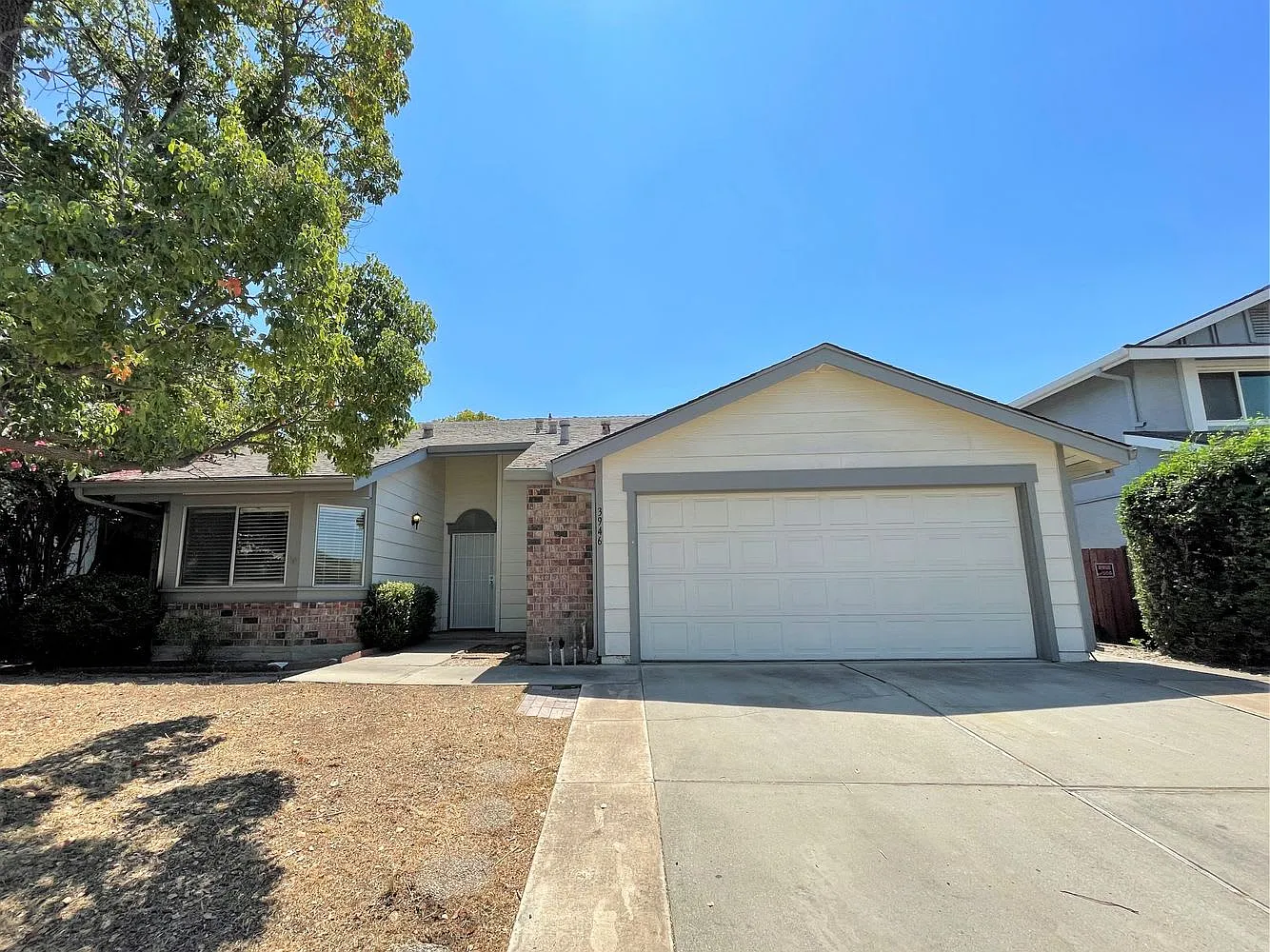 3946 N Country Dr photo 1