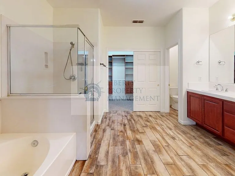 3404 Lovotti Ct — Photo 17