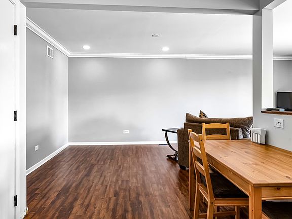 3rd image of 17917 California Ct #128