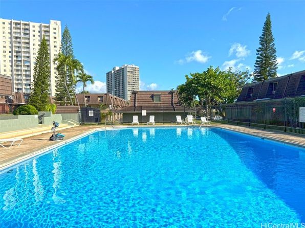 98-267 Kaonohi St #J4, Aiea, HI 96701