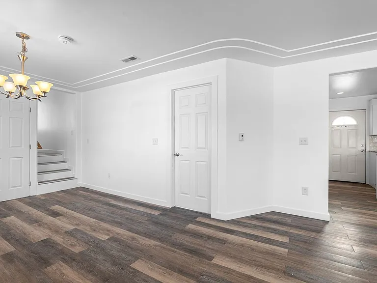 4620 W Cedar Ave — Photo 7